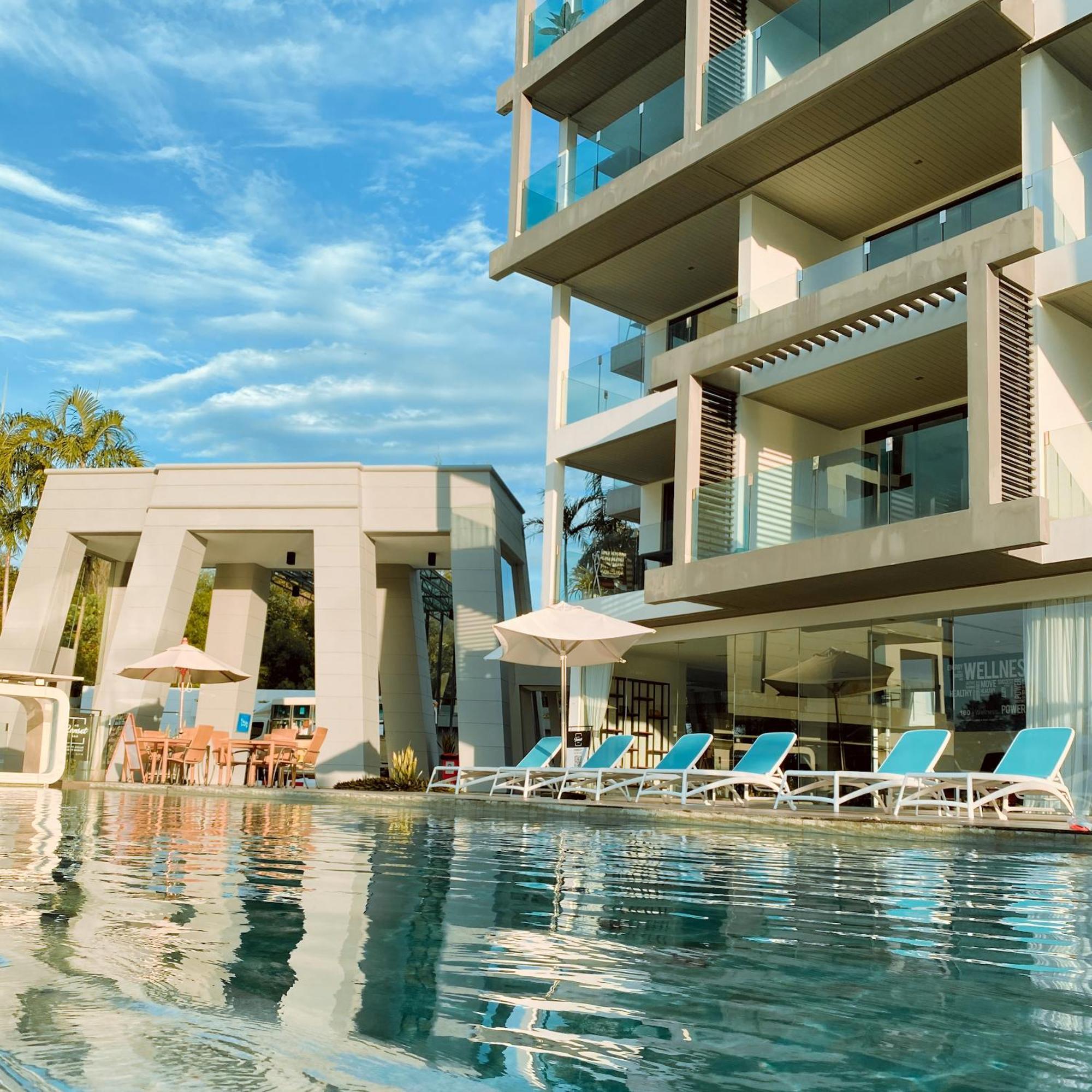 Lets Phuket Twin Sands Resort & Spa Patong Exterior photo